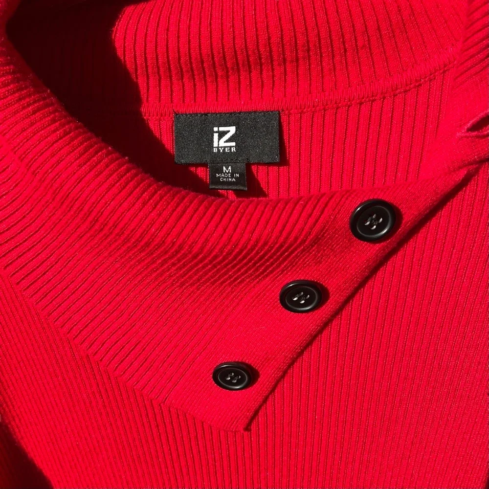 Red Dress - Picture 6 of 9